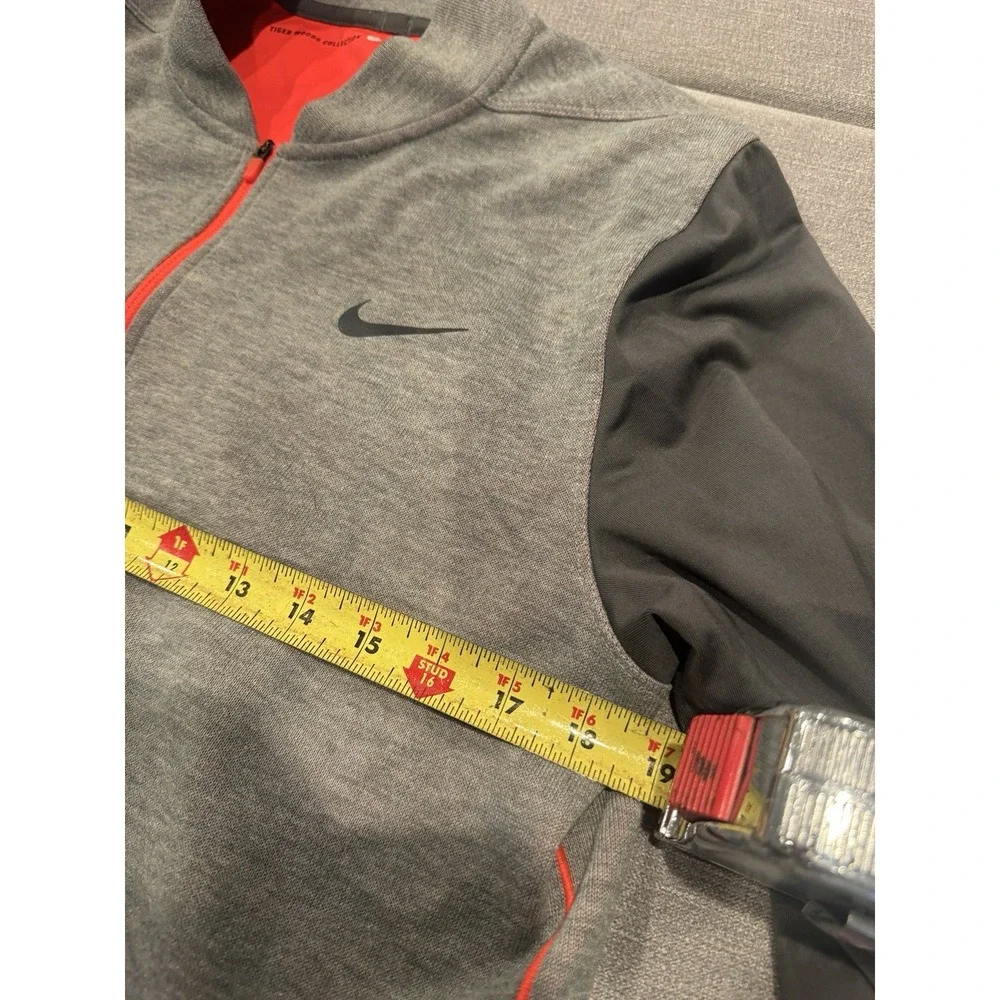 Nike TIGER WOODS COLLECTION Mens S 1/4 Zip Grey Infared Golf Pullover/Sweatshirt